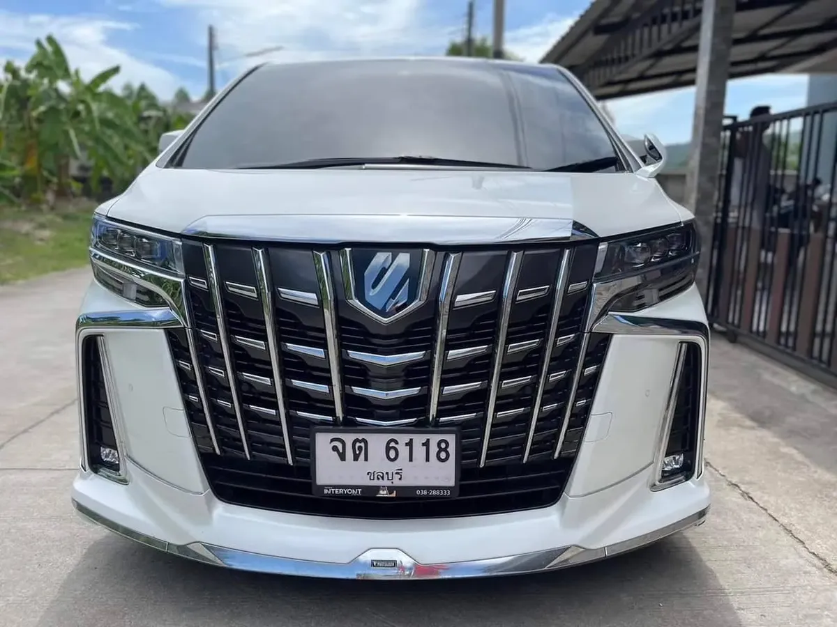 TOYOTA Alphard 2022