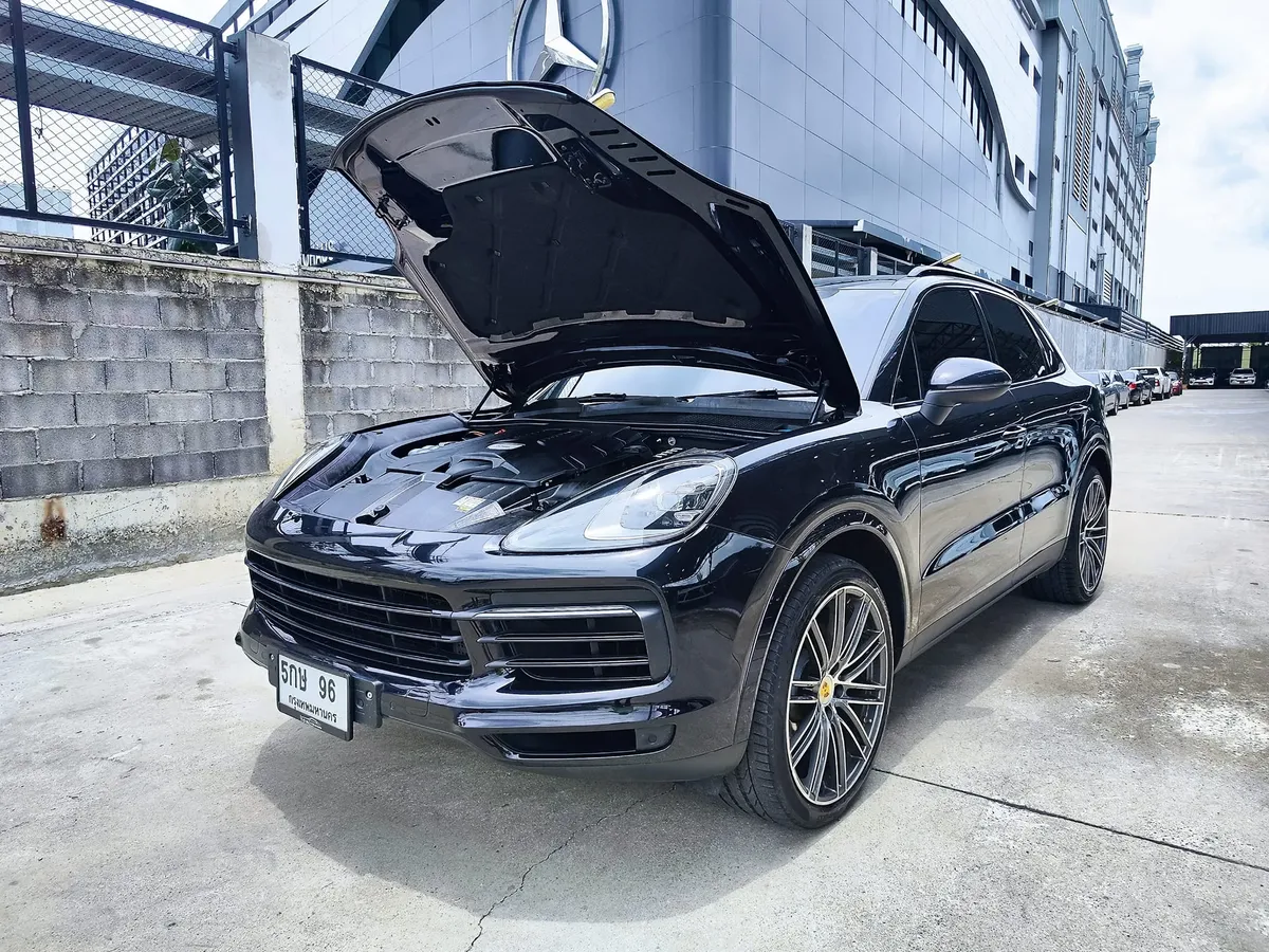 2019 PORSCHE
