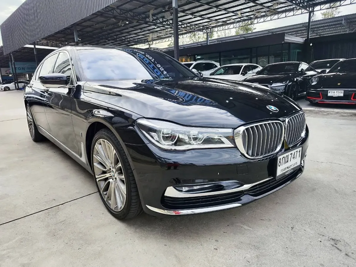 2019 BMW