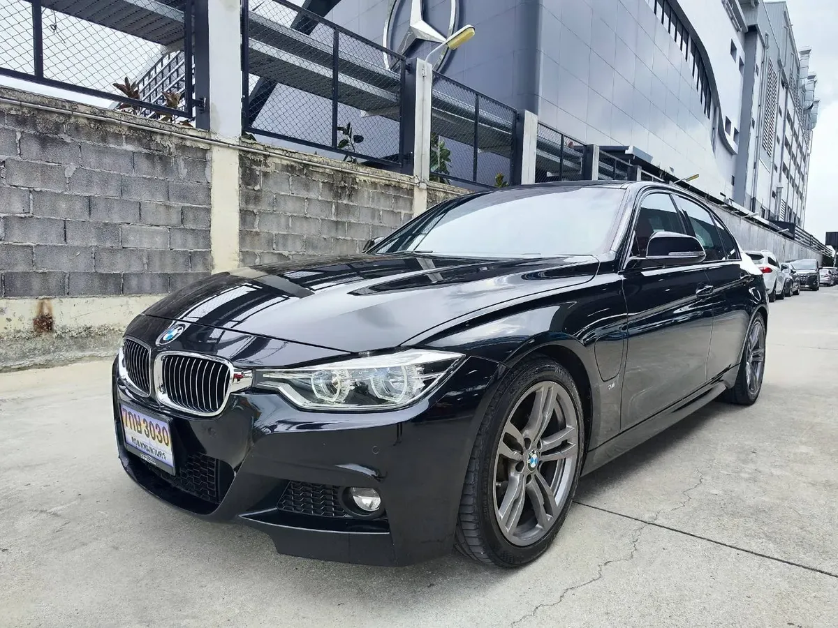 BMW 330e M SPORT 2019