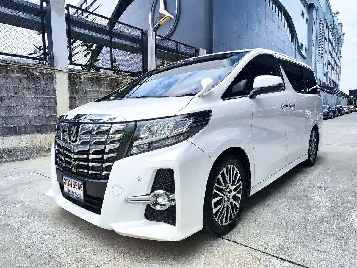 Toyota Alphard 2.5 SC 2015