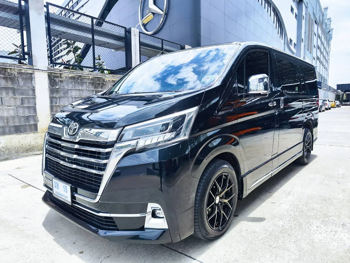 TOYOTA MAJESTY 2.8 PREMIUM 2020