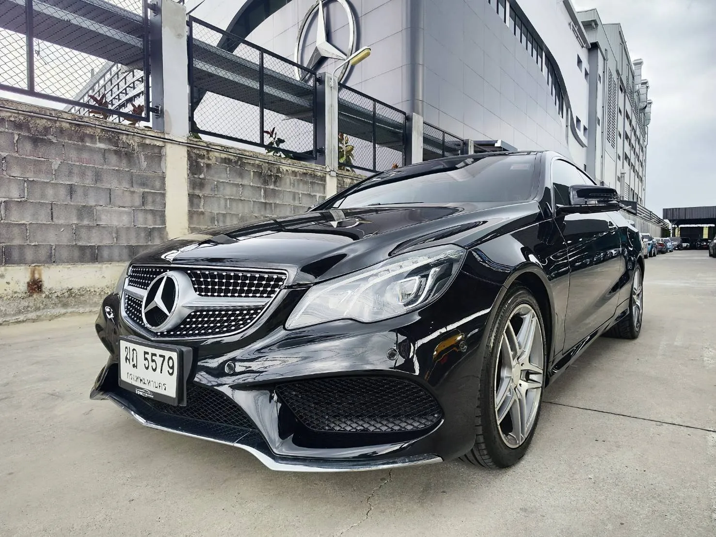 BENZ E200 AMG Sport Package Facelift 2013