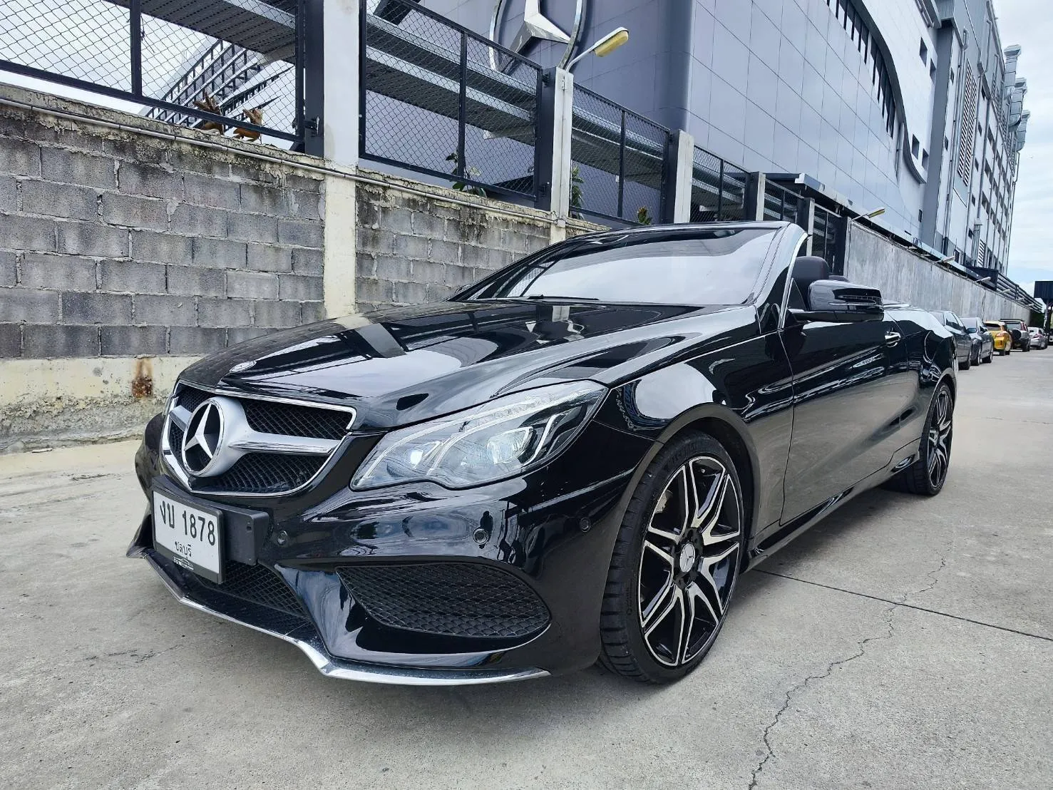 BENZ E200 CABRIOLET Amg Facelift 2015