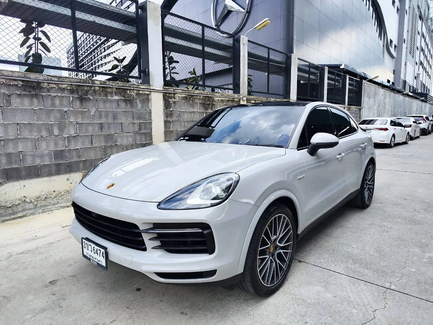 PORSCHE CAYENNE E - HYBRID 2013