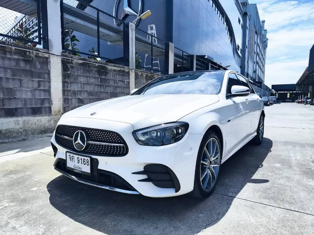 BENZ E300e 2.0 AMG DYNAMIC 2022