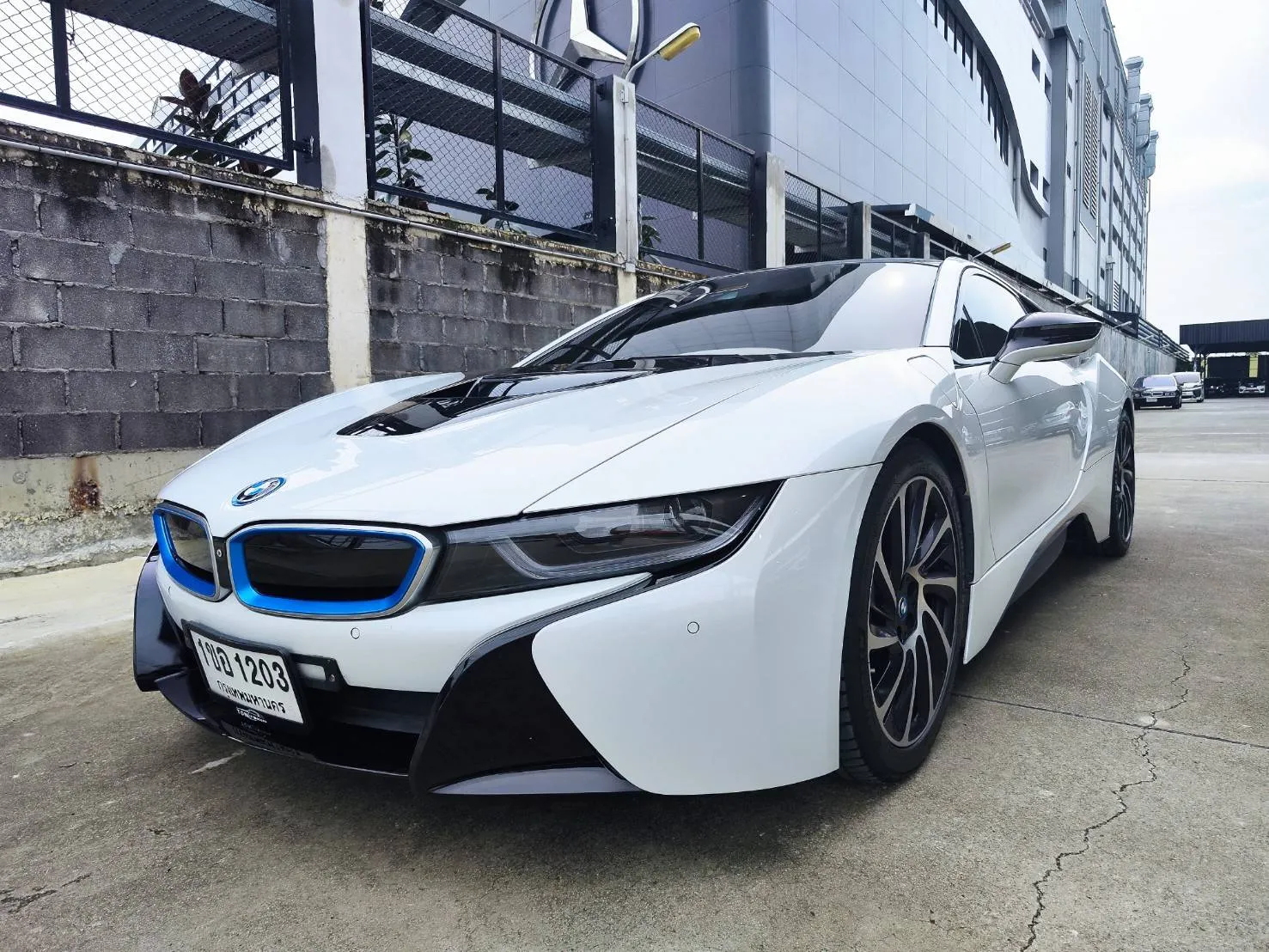 BMW I8 1.5 PURE IMPULSE HYBRID 2014
