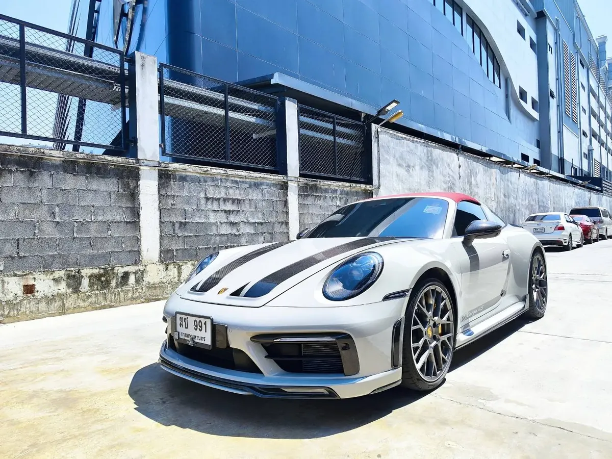 PORSCHE 992 CARRERA TARGA 4S 2022