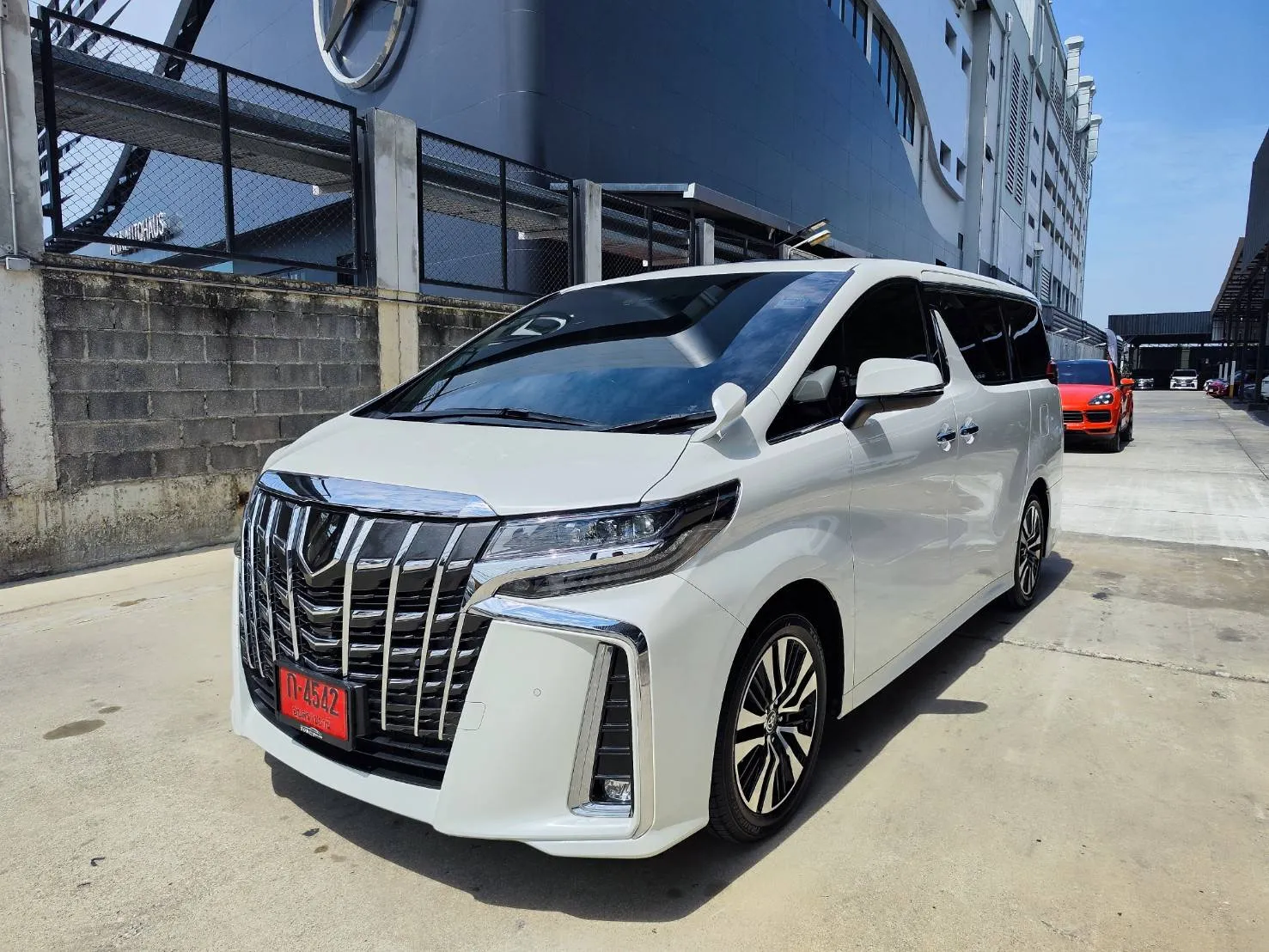 TOYOTA ALPHARD 2.5 SC PACKAGE 2023