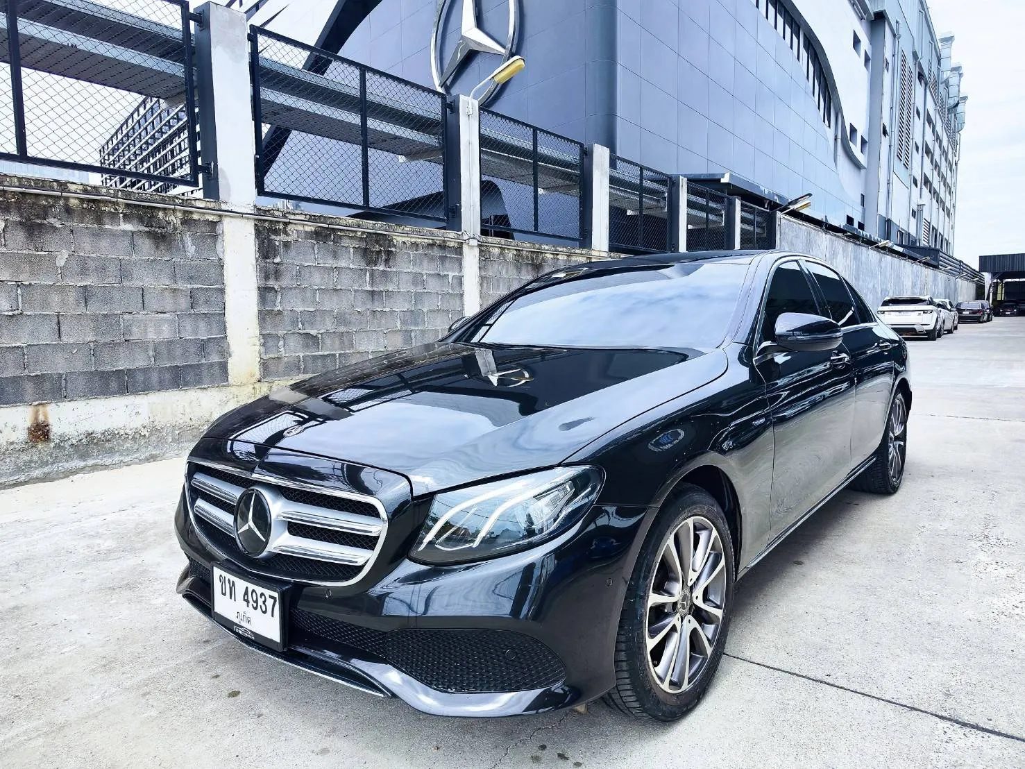BENZ E350e 2.0 AVANTGARDE Plug-in Hybrid 2018