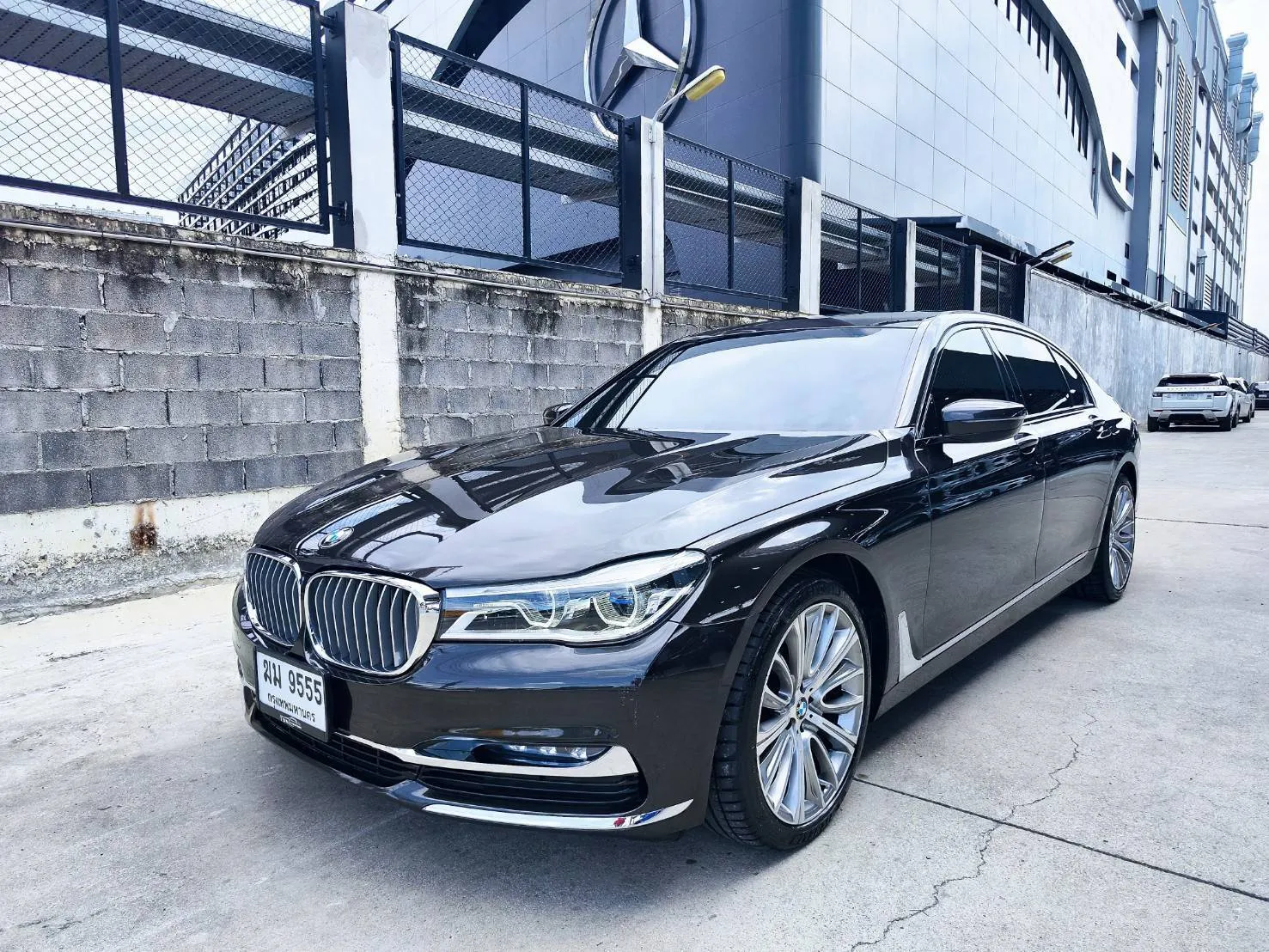 BMW 740Li Limousine 2016