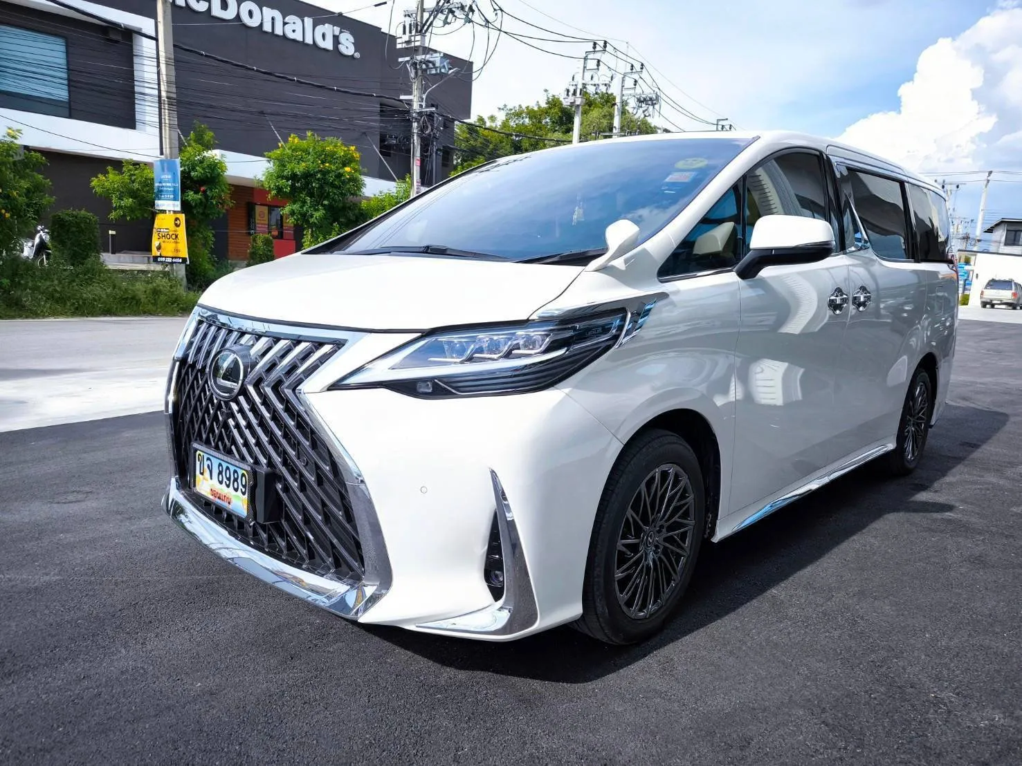 ALPHARD HYBRID X E-FOUR 2020