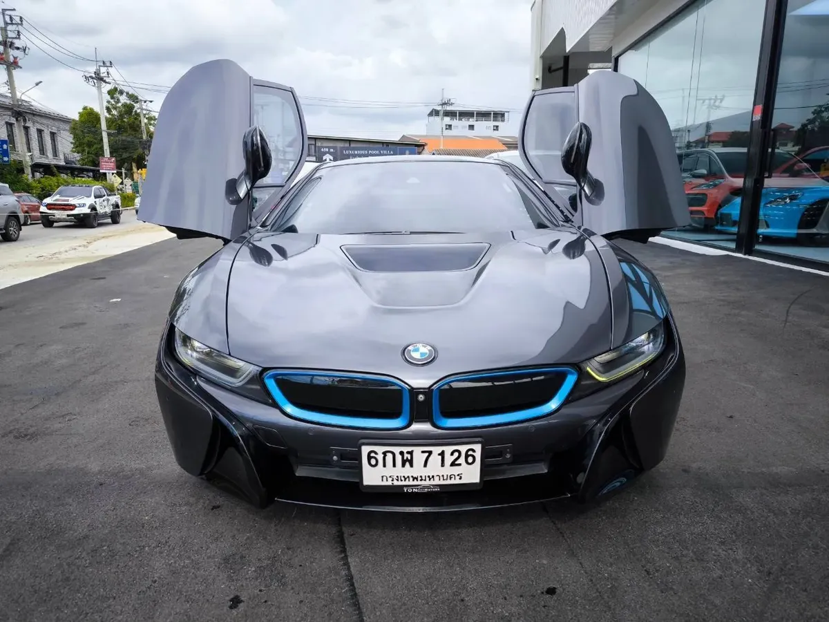BMW i8 1.5 HYBRID Pure Impulse 2015