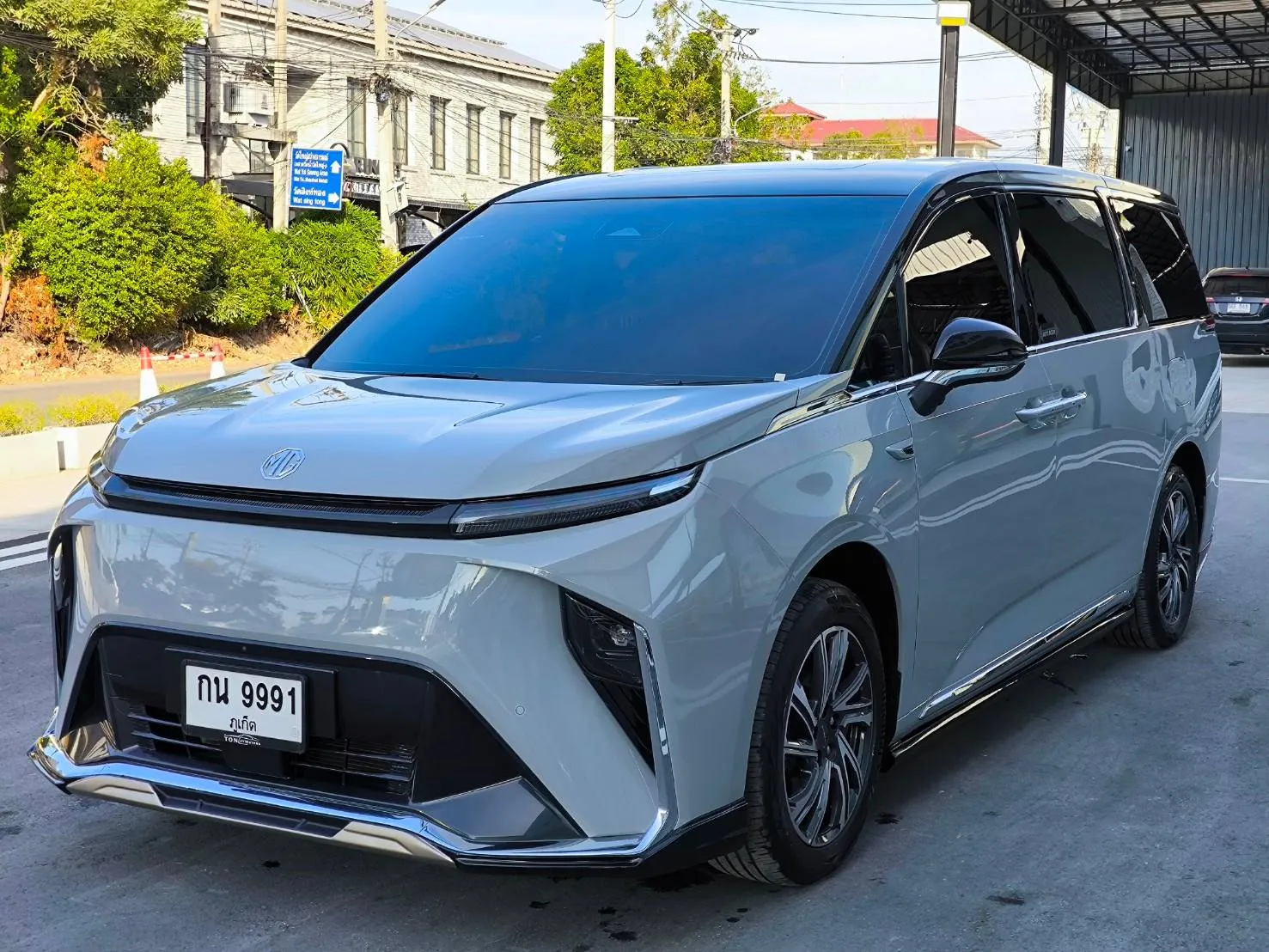 MG MAXUS 9 V SUPER LUXURY 2023
