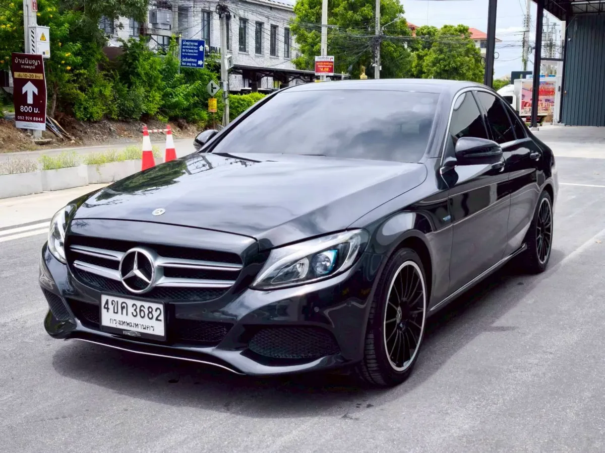 BENZ C350e AVANTGARDE 2018