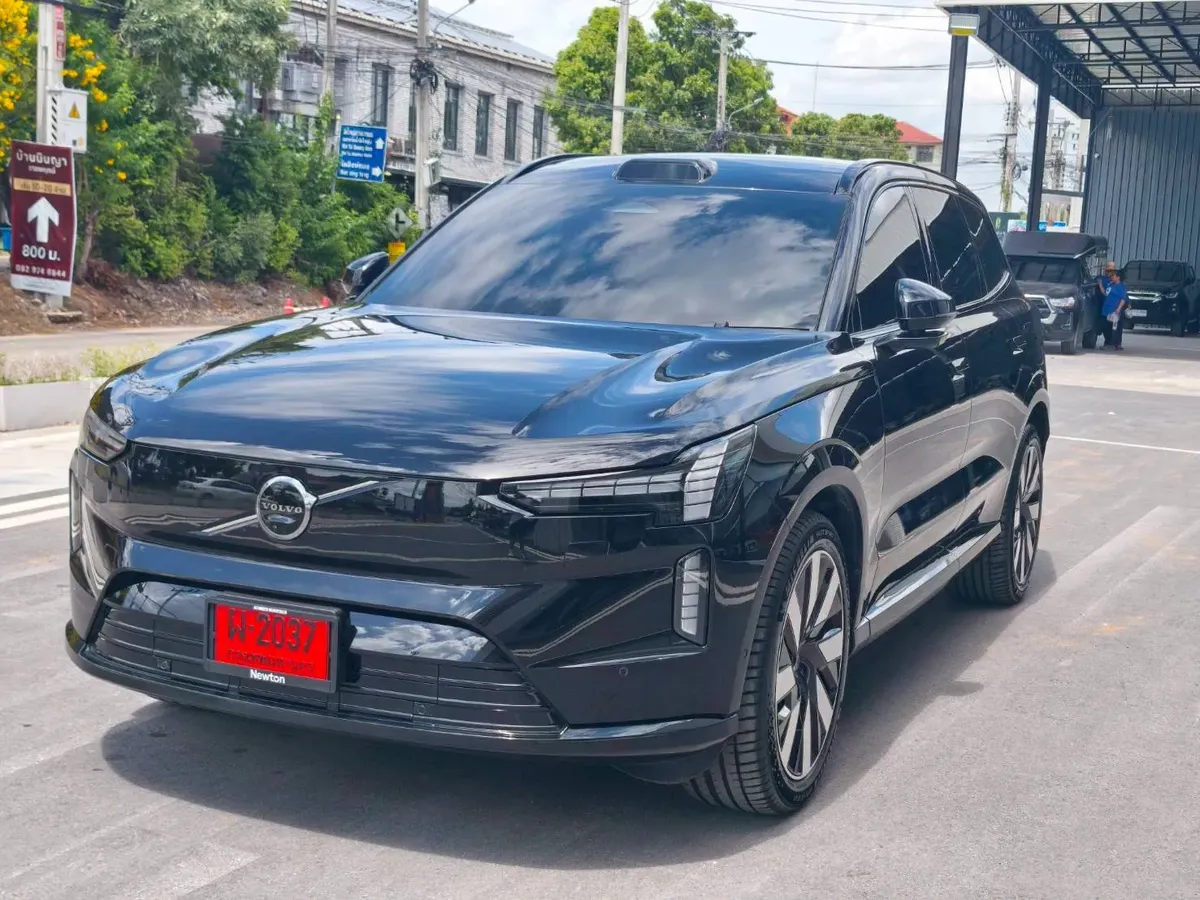 Volvo EX90 Ultra Twin Performance Top 2025