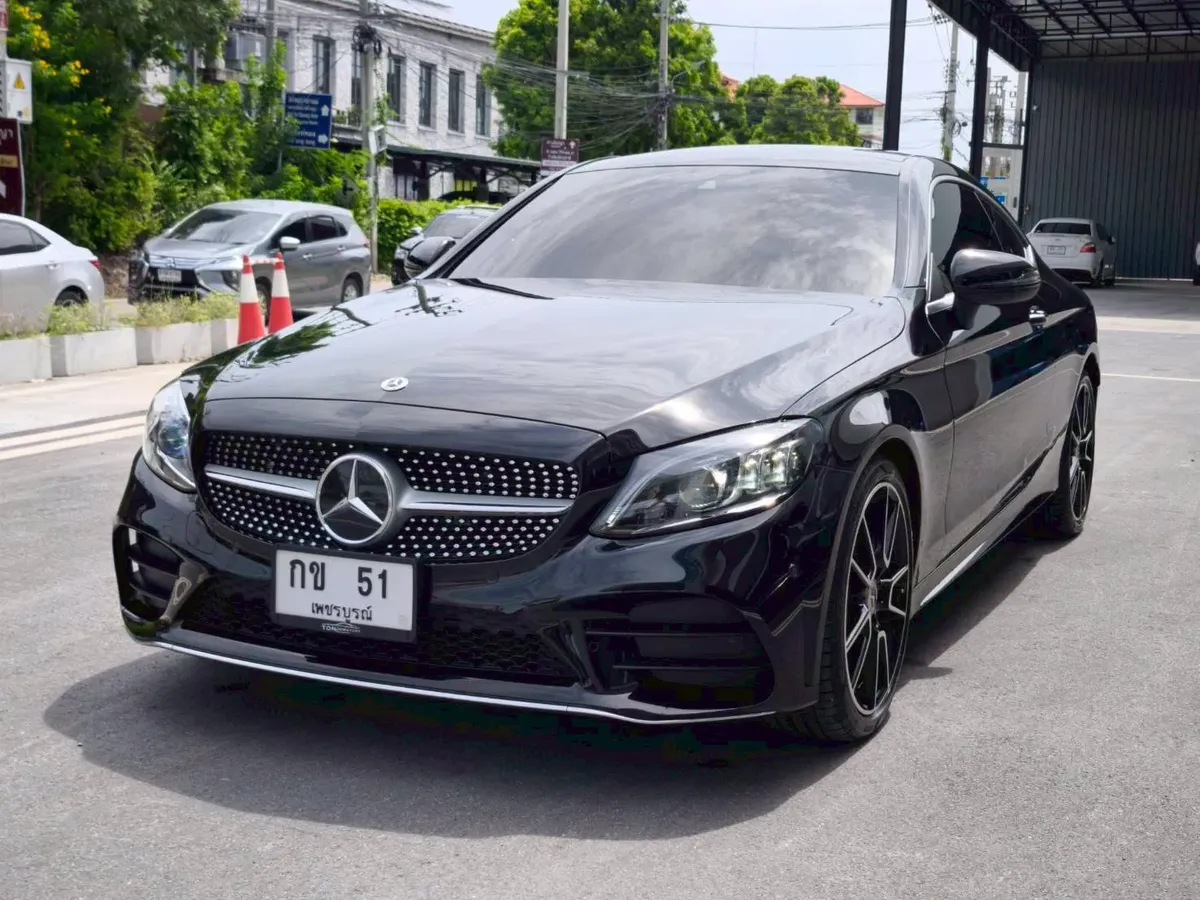 BENZ C200 2.0 COUPE AMG DYNAMIC 2024