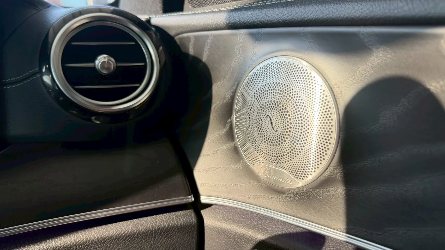 BENZ E300e 2.0 AMG DYNAMIC FACELIFT 2022
