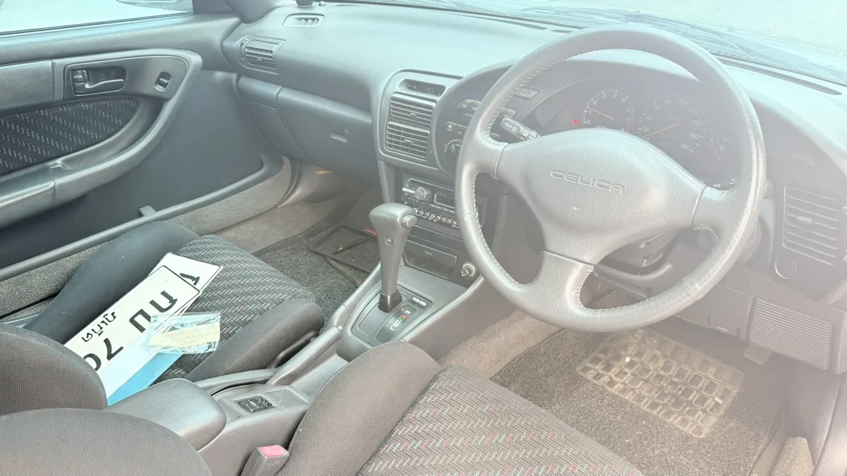 TOYOTA CELICA 2.2 i  2002
