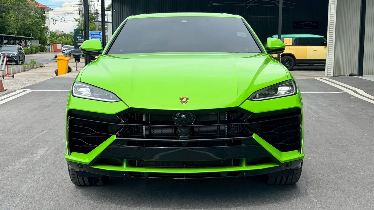Lamborghini Urus SE 2026