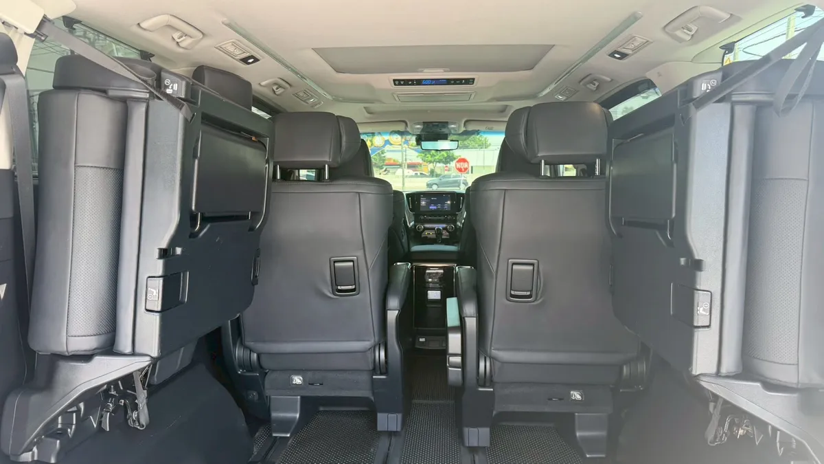 TOYOTA ALPHARD 2.5 SC PACKAGE 2023