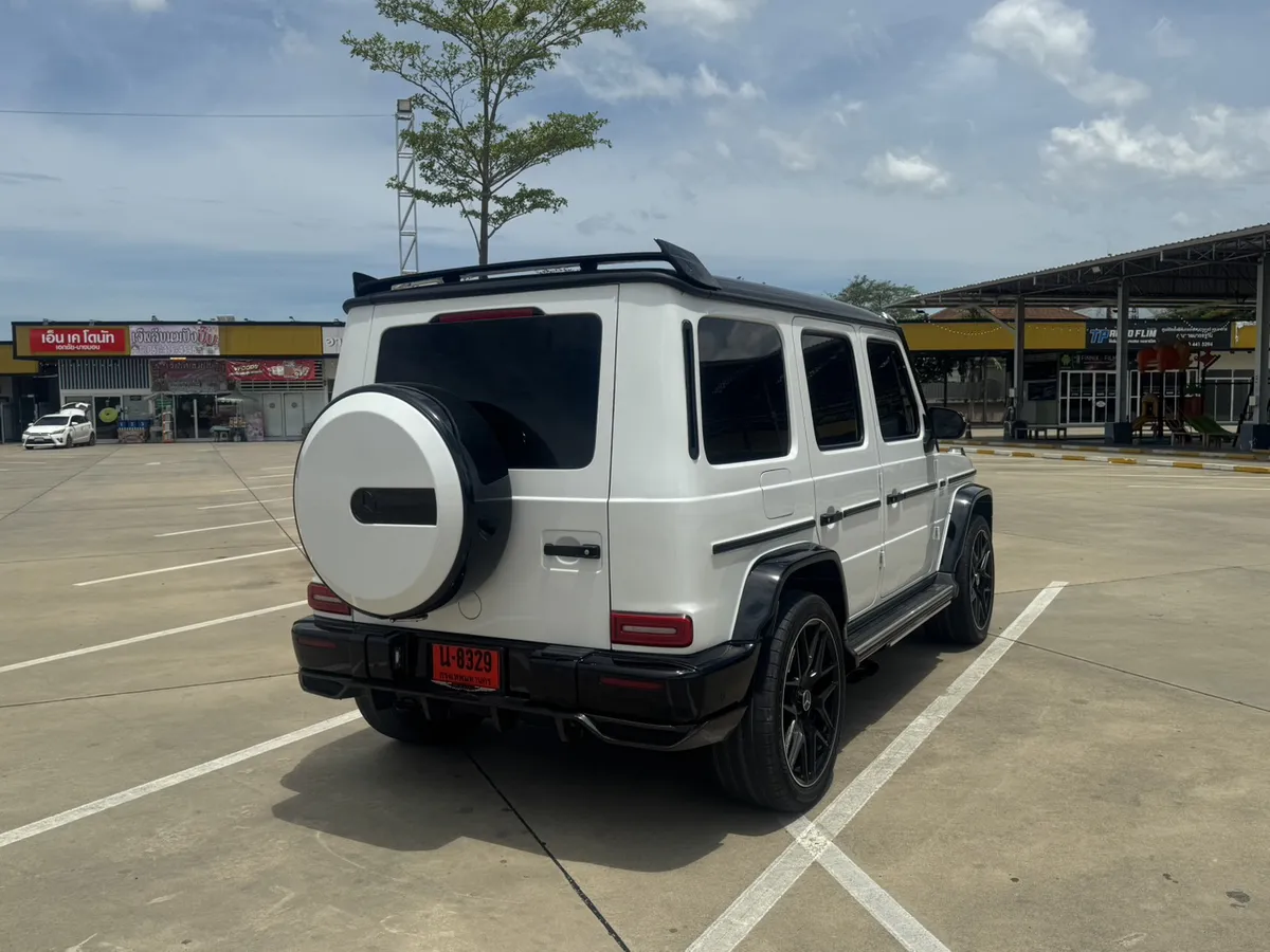 BENZ G400d 2024