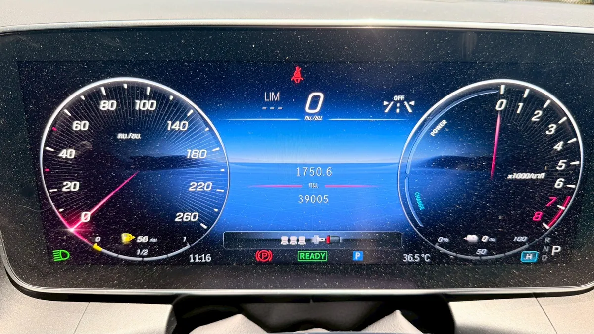 BENZ GLC 350e COUPE AMG DYNAMIC 4 MATIC 2024