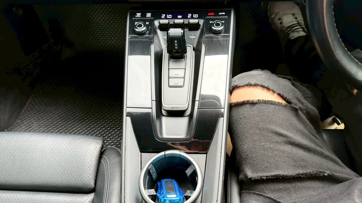 Porsche 992 carrera 2020