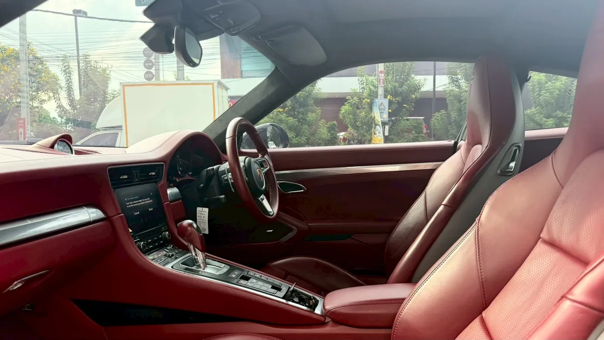 Porsche 911.2 2016-1