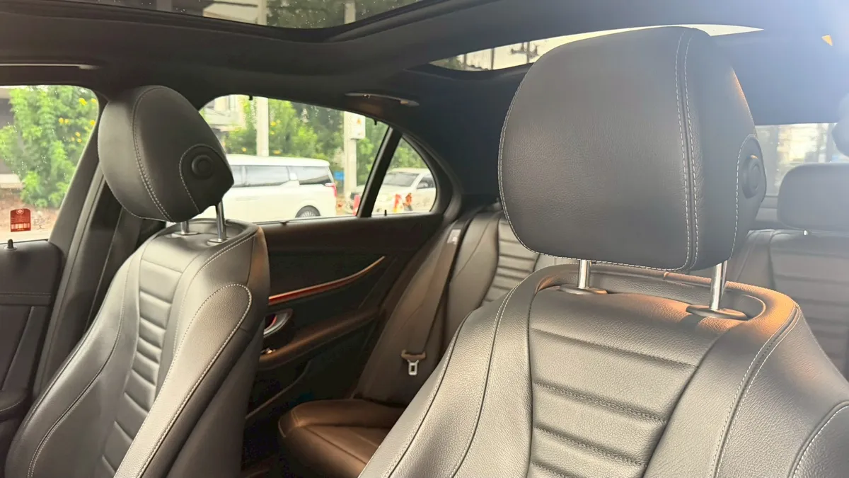 BENZ E300e 2.0 AMG DYNAMIC FACELIFT 2021