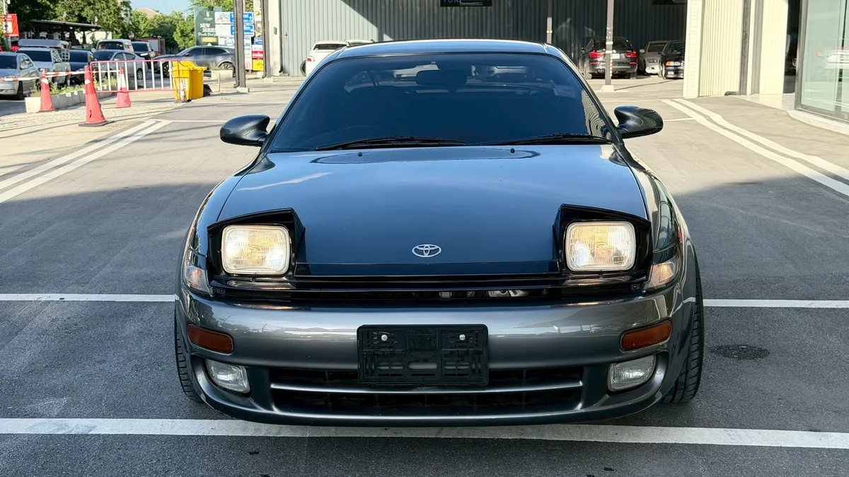 TOYOTA CELICA 2.2 i 2002-1
