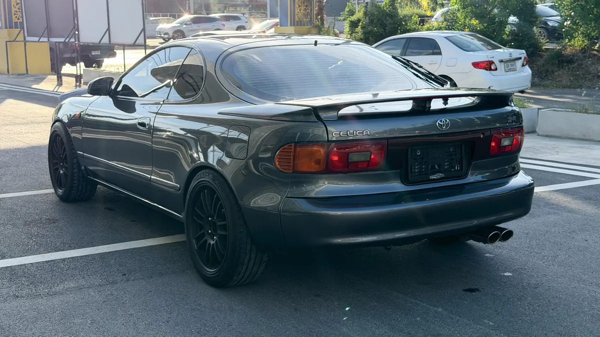 TOYOTA CELICA 2.2 i 2002-1