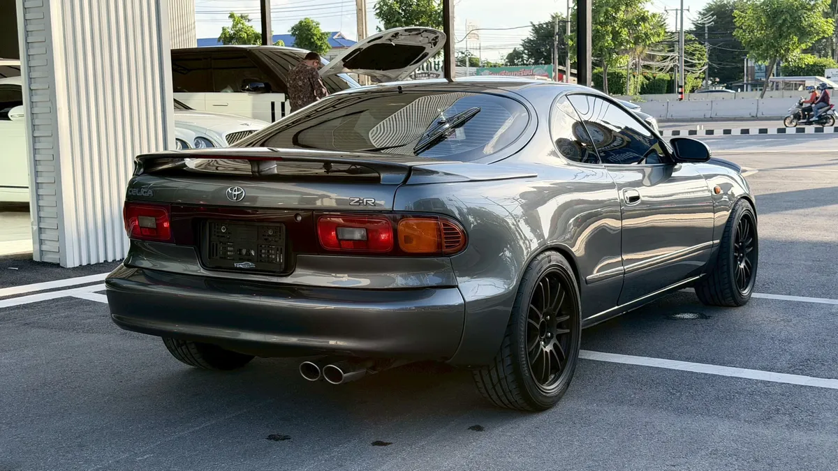 TOYOTA CELICA 2.2 i 2002-1