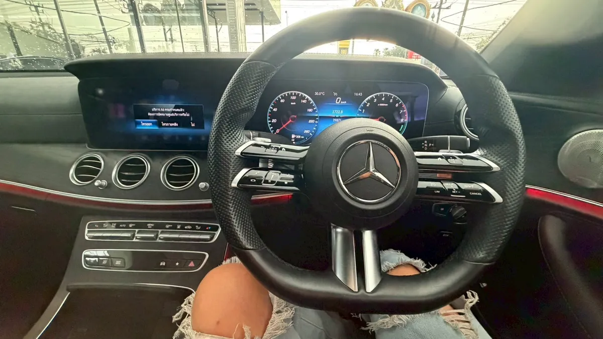 BENZ E300e AMG DYNAMIC FACELIFT 2021