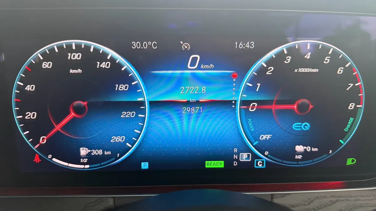 BENZ E300e AMG DYNAMIC FACELIFT 2021