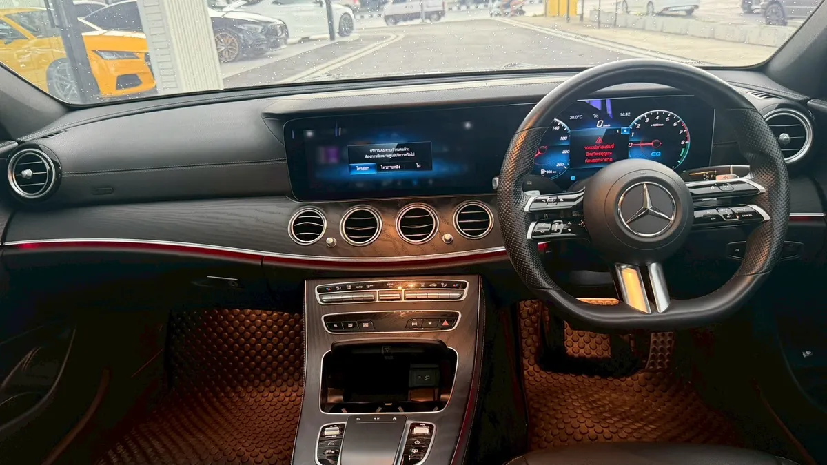 BENZ E300e AMG DYNAMIC FACELIFT 2021