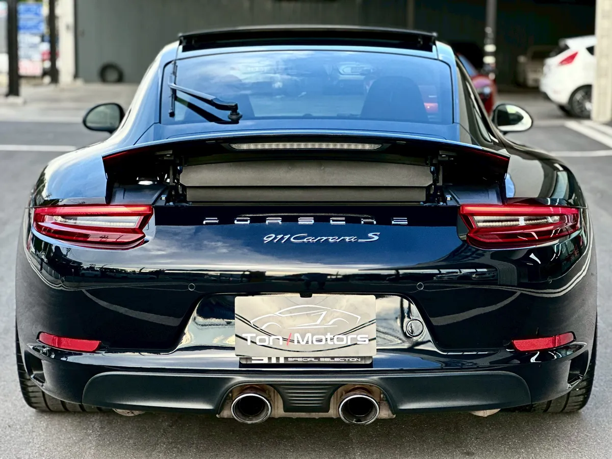PORSCHE 911 CARRERA S 2017