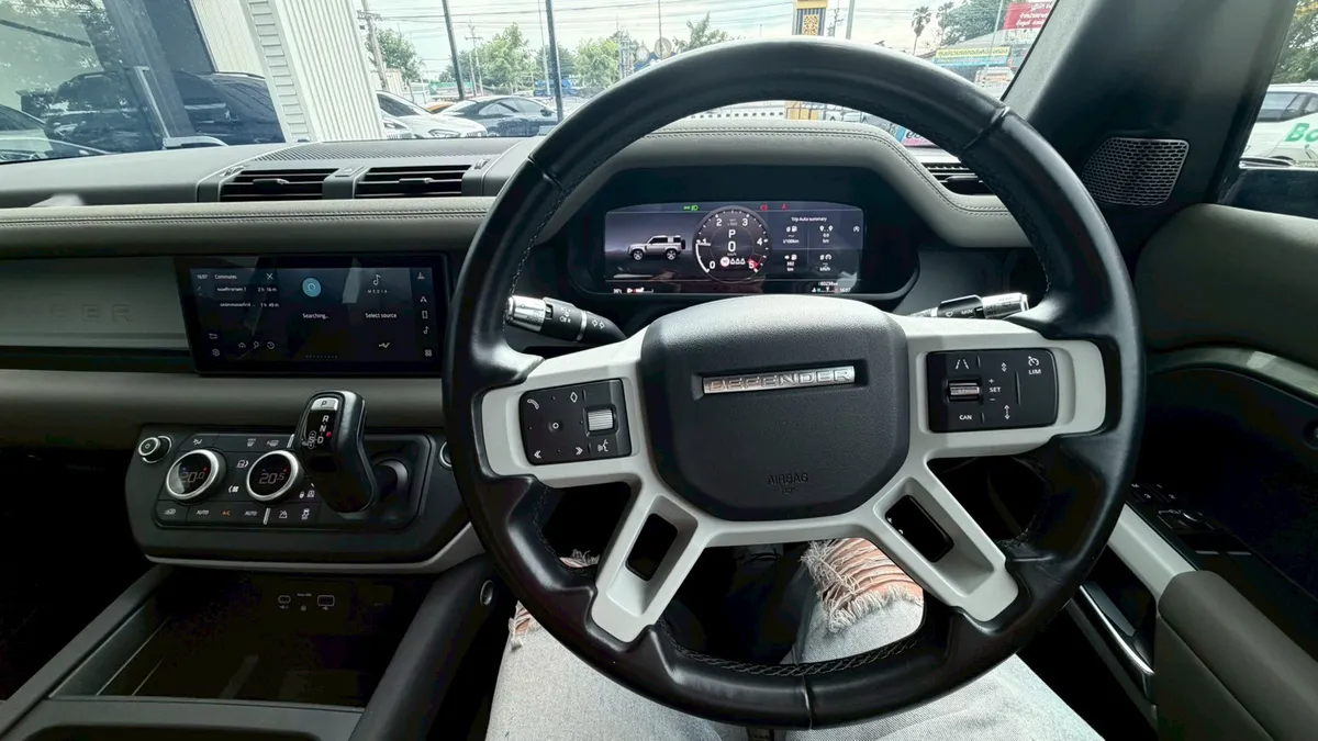 LAND ROVER DEFENDER 90 D240 2021
