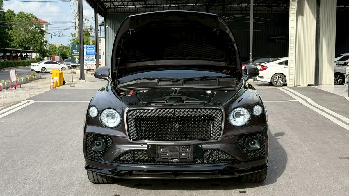Bentley Bentayga Hybrid SUV 2022