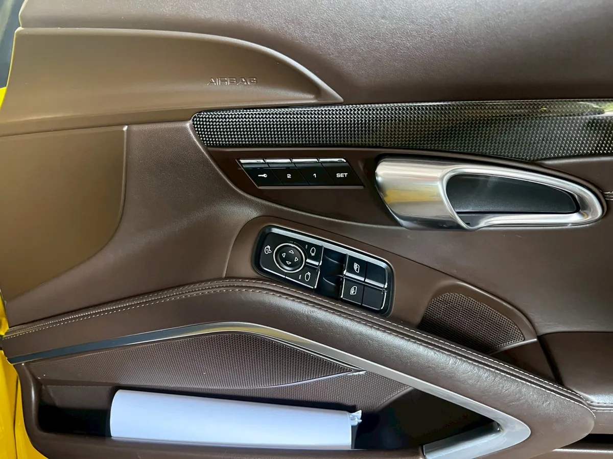 PORSCHE 718 BOXSTER 2017
