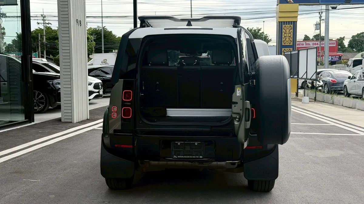 LANDROVER DEFENDER 2.0L Diesel 3 DOORS 2025