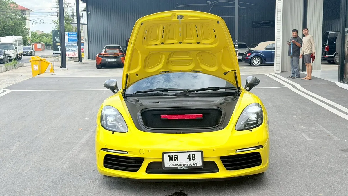 Porsche Cayman T 2023