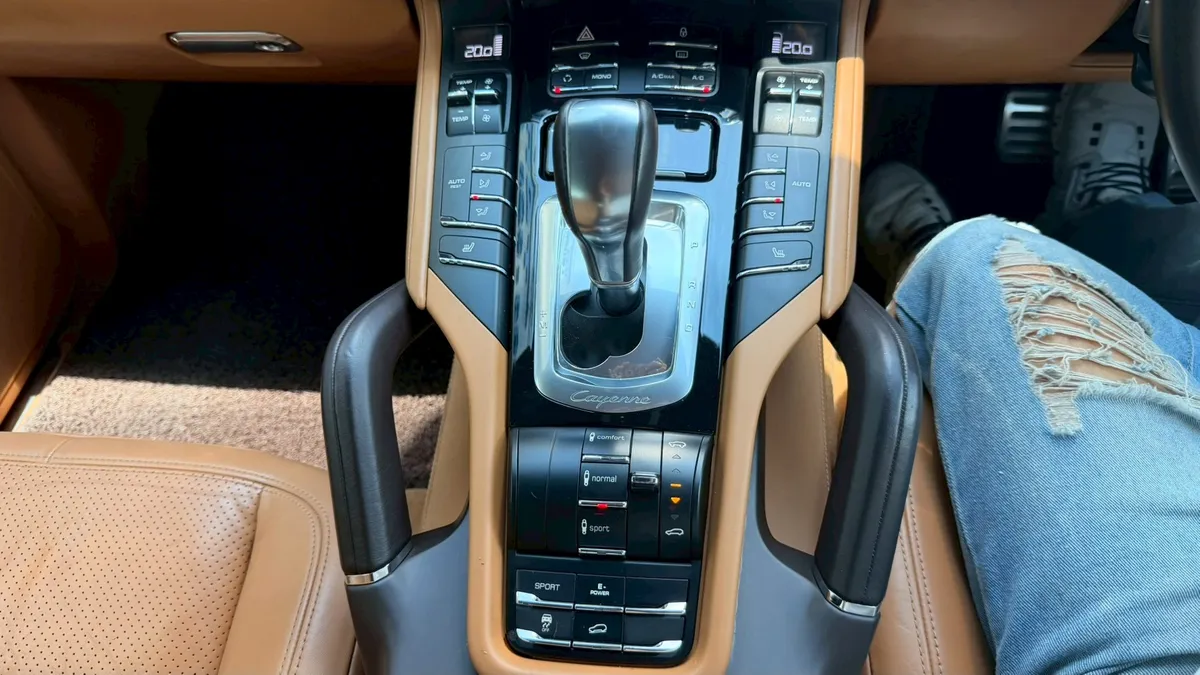 PORSCHE CAYENNE 3.0 HYBRID 2013