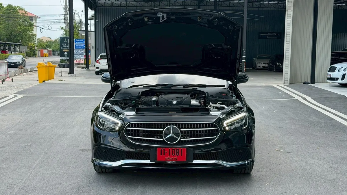 BENZ E300e 2.0b AVANTGARDE FACELIFT 2024