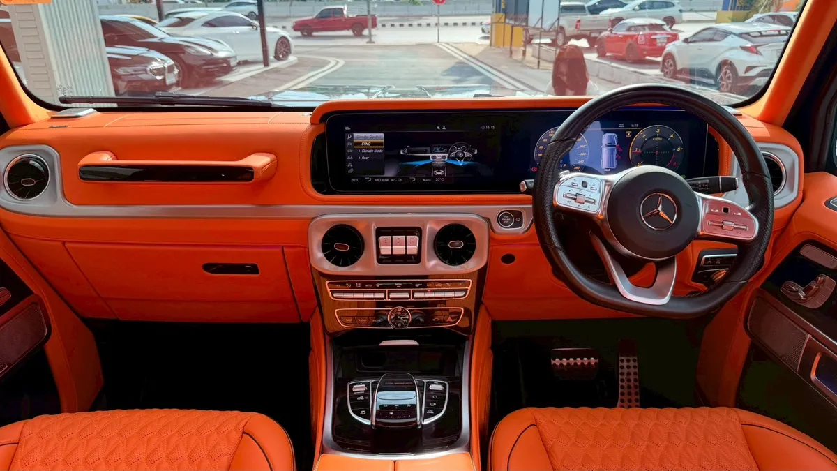 BENZ G400d 2025