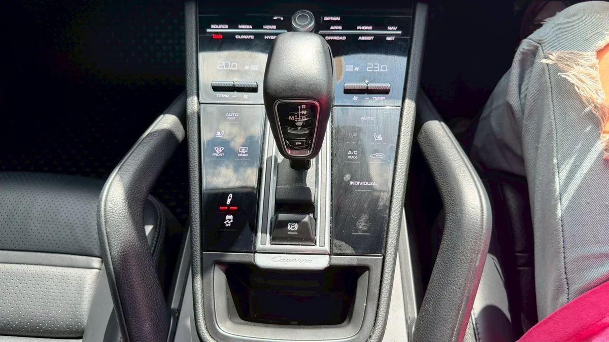 Porsche Cayenne Coupe 2021