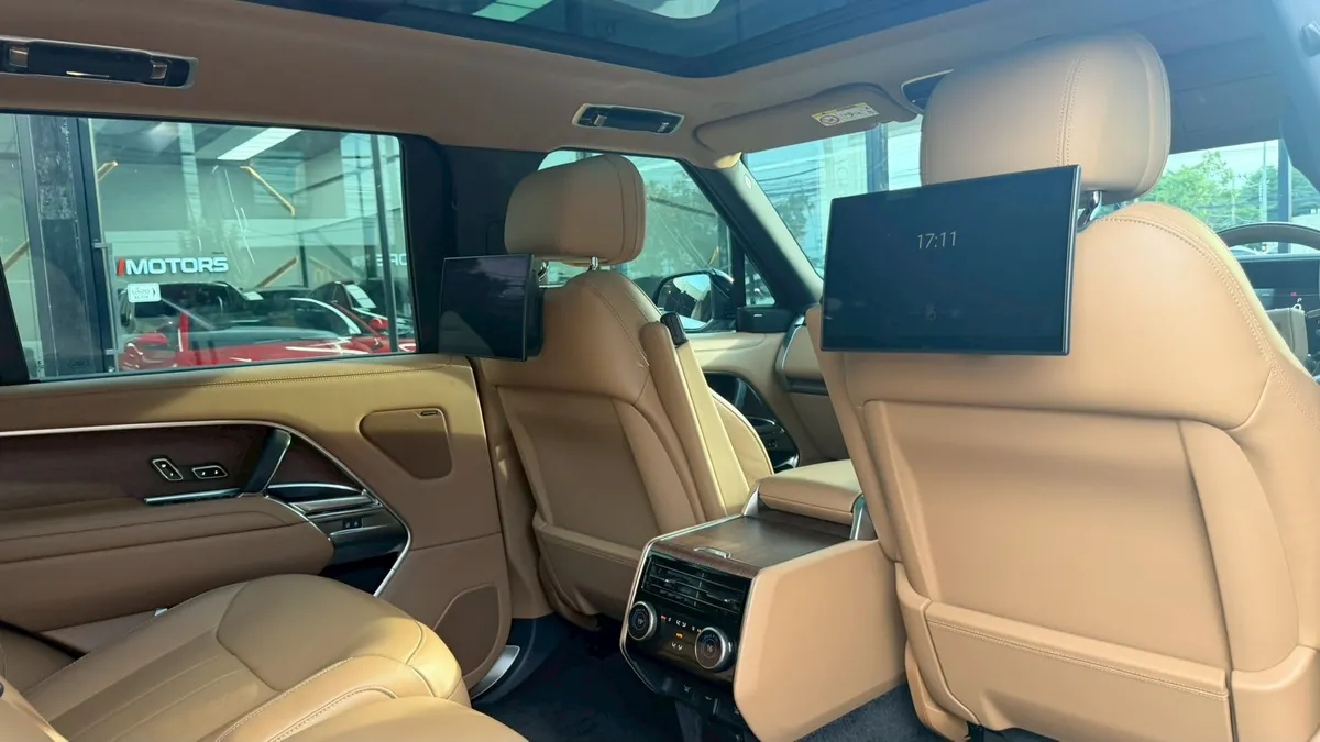Range Rover 3.0 P440e Plug-In Hybrid LWB AWD Autobiography Plus 2023