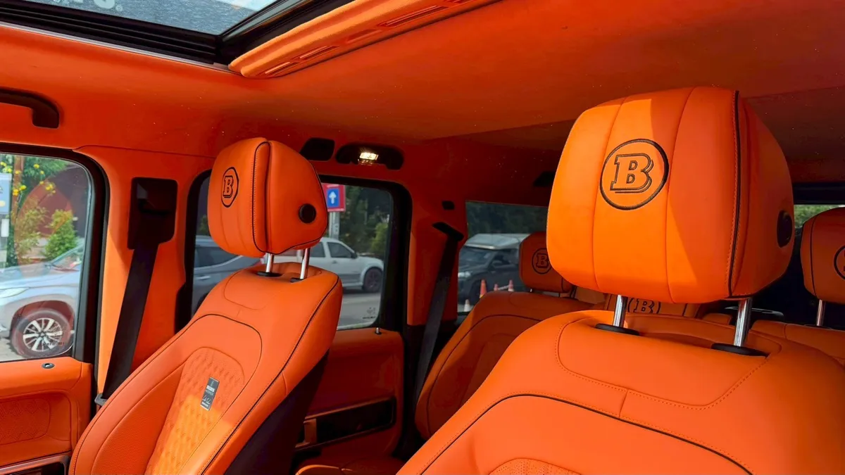 BENZ G400d 2025