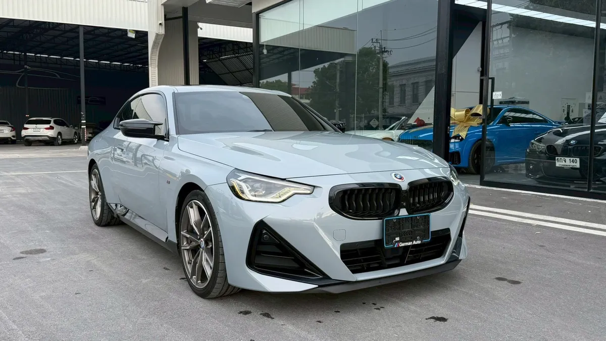 BMW M240i xDrive 2024