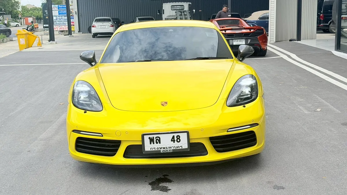 Porsche Cayman T 2023